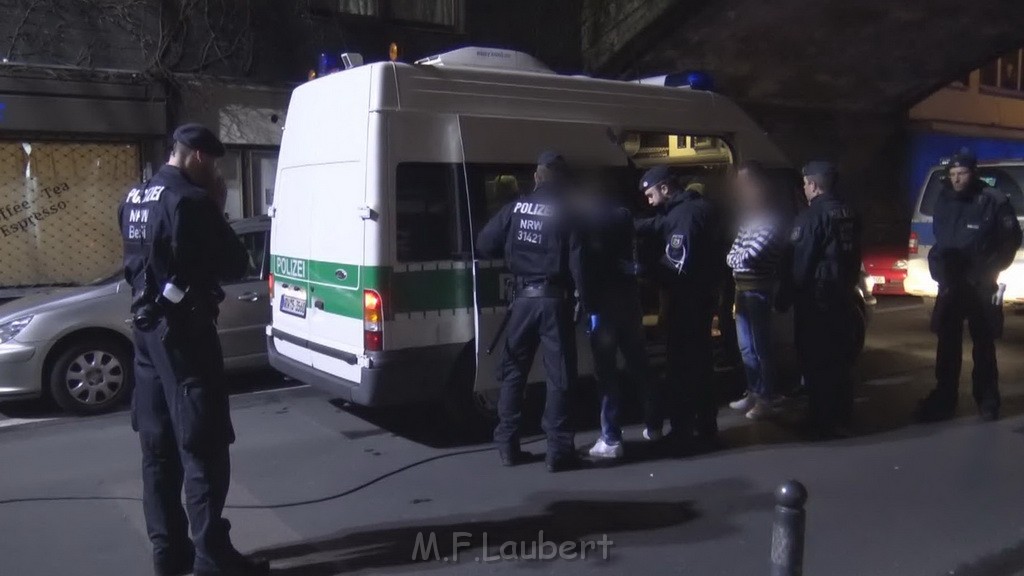 Razzia Koeln Kalk Gremberg Taunusstr P08.jpg